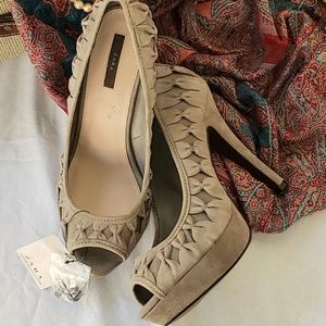 Zara Heels NWT